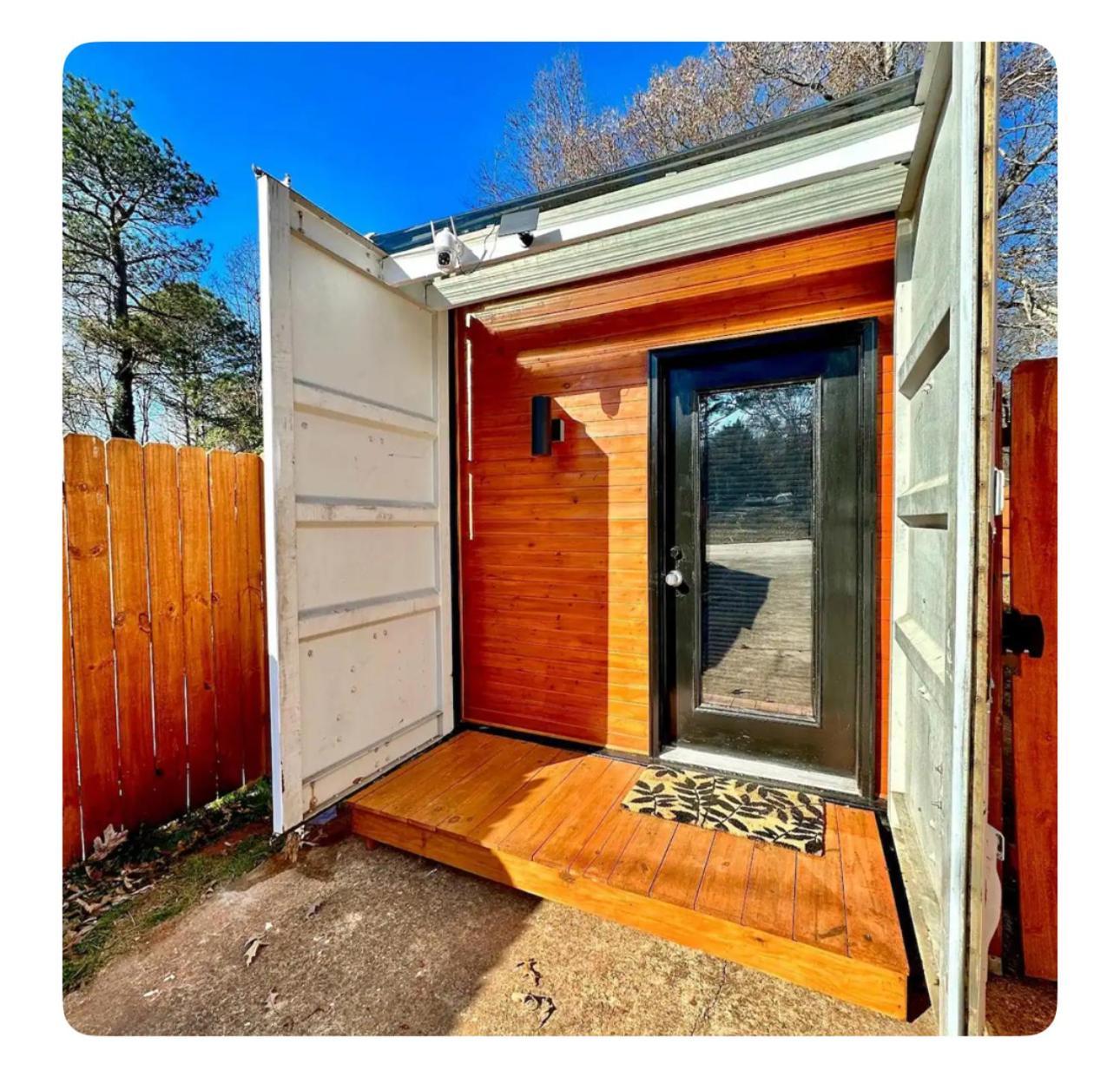 Nomehaus Shipping Container Studio Residential Neighborhood Athens Zewnętrze zdjęcie