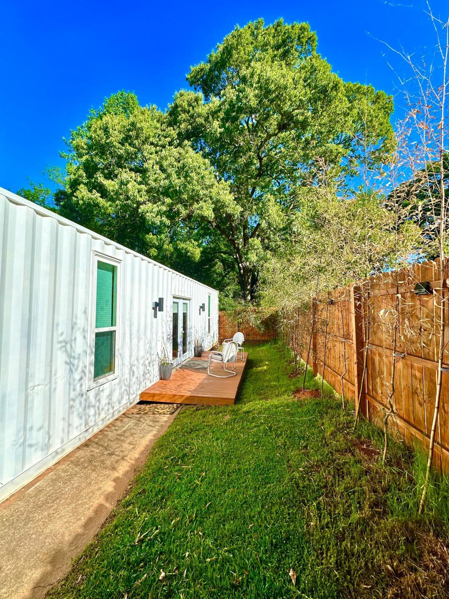 Nomehaus Shipping Container Studio Residential Neighborhood Athens Zewnętrze zdjęcie